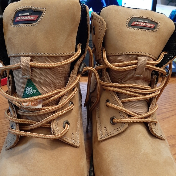 Man's shoos - Picture 3 of 8